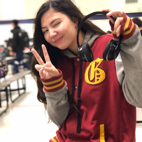 Meet your Posher, Justice - Picture 1 of 1